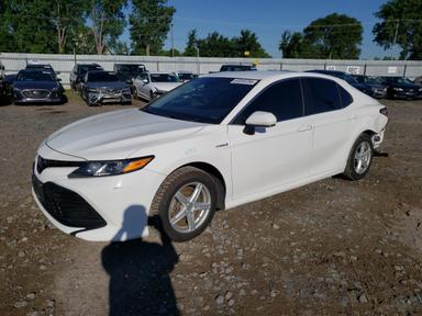 Toyota Camry Le 2018