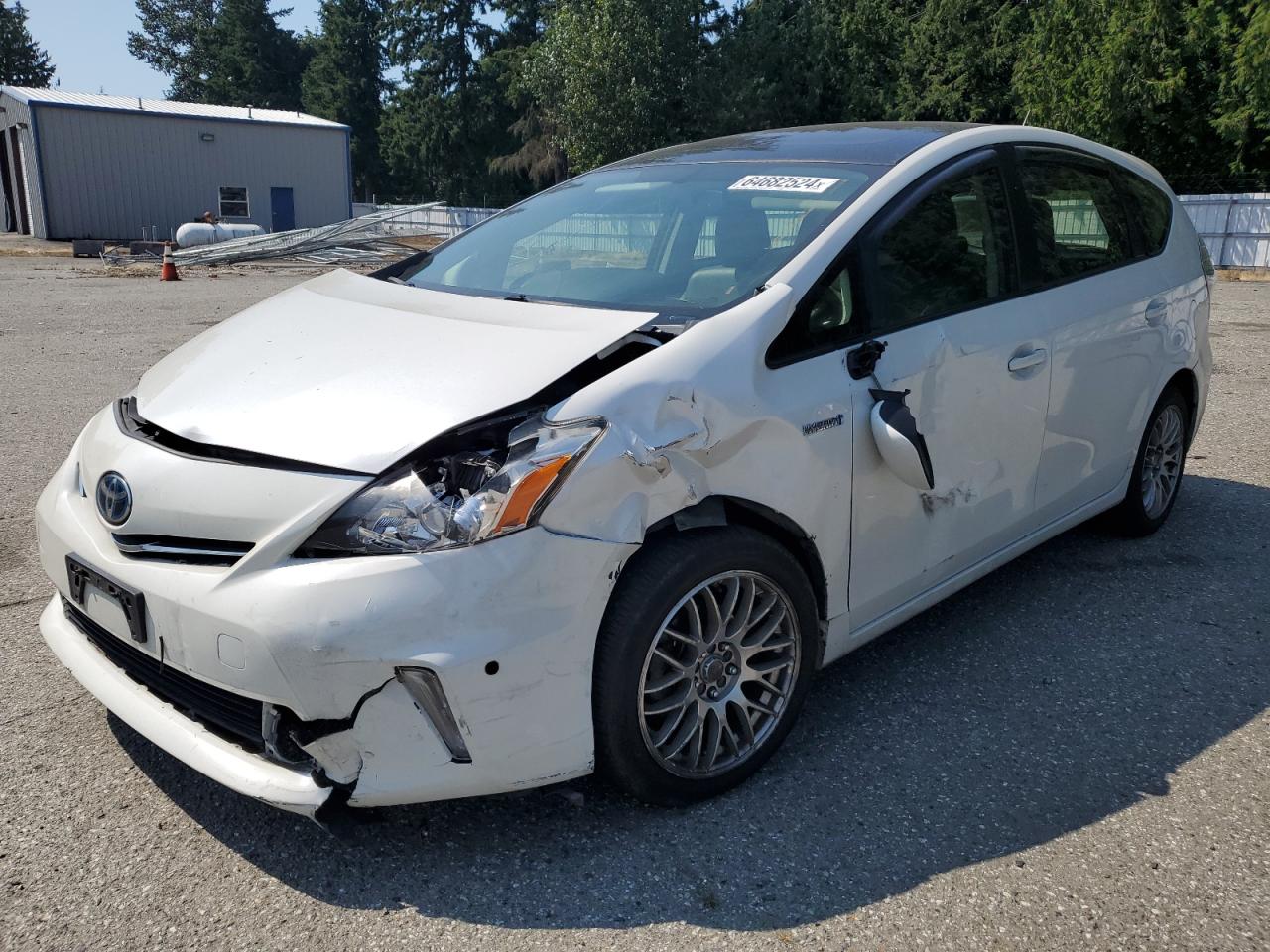 TOYOTA PRIUS V 2013