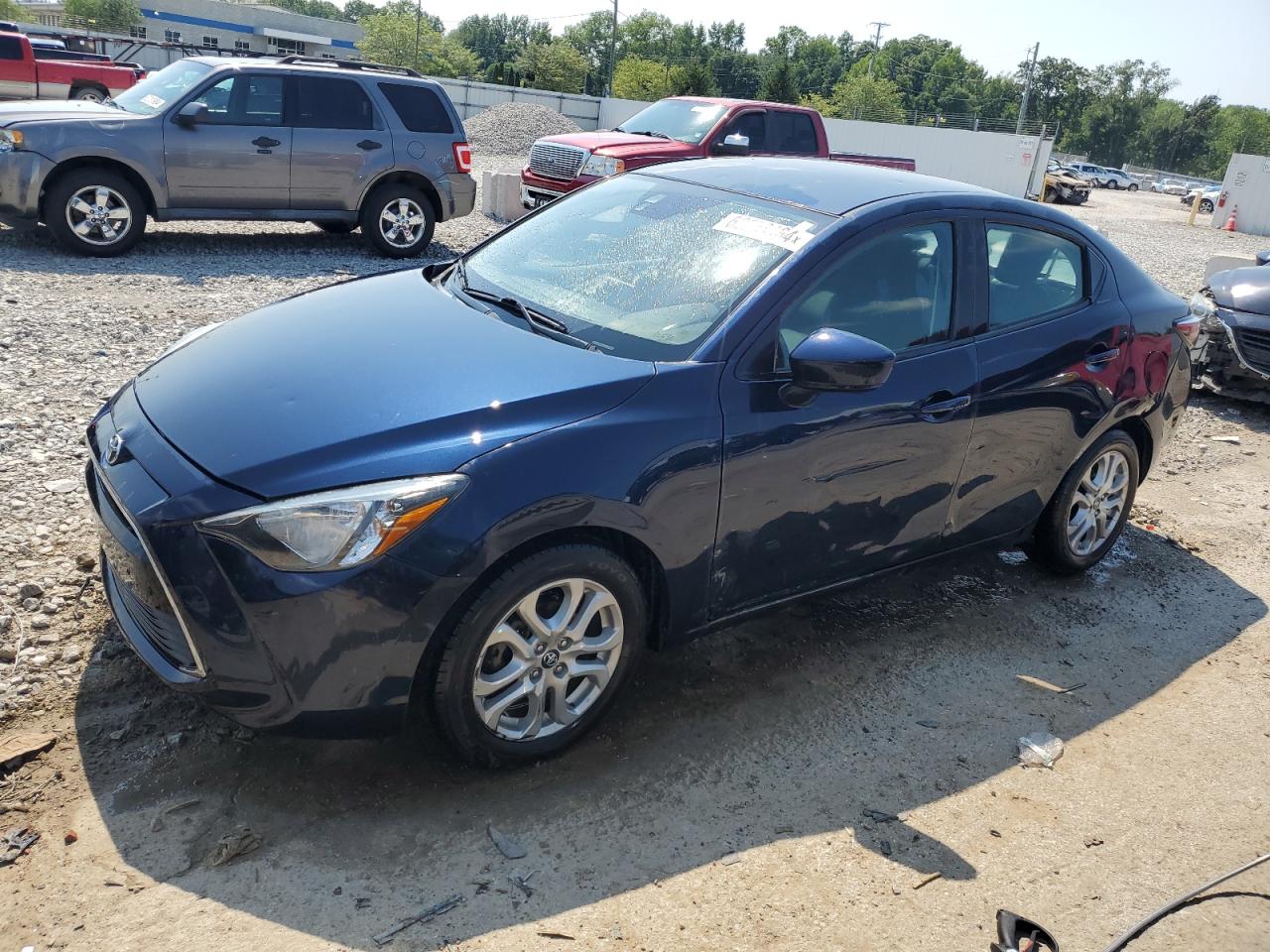 TOYOTA YARIS 2017
