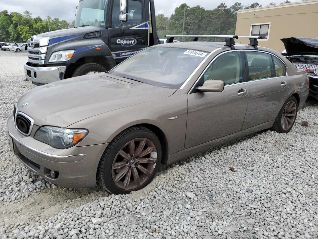 BMW 750 2007