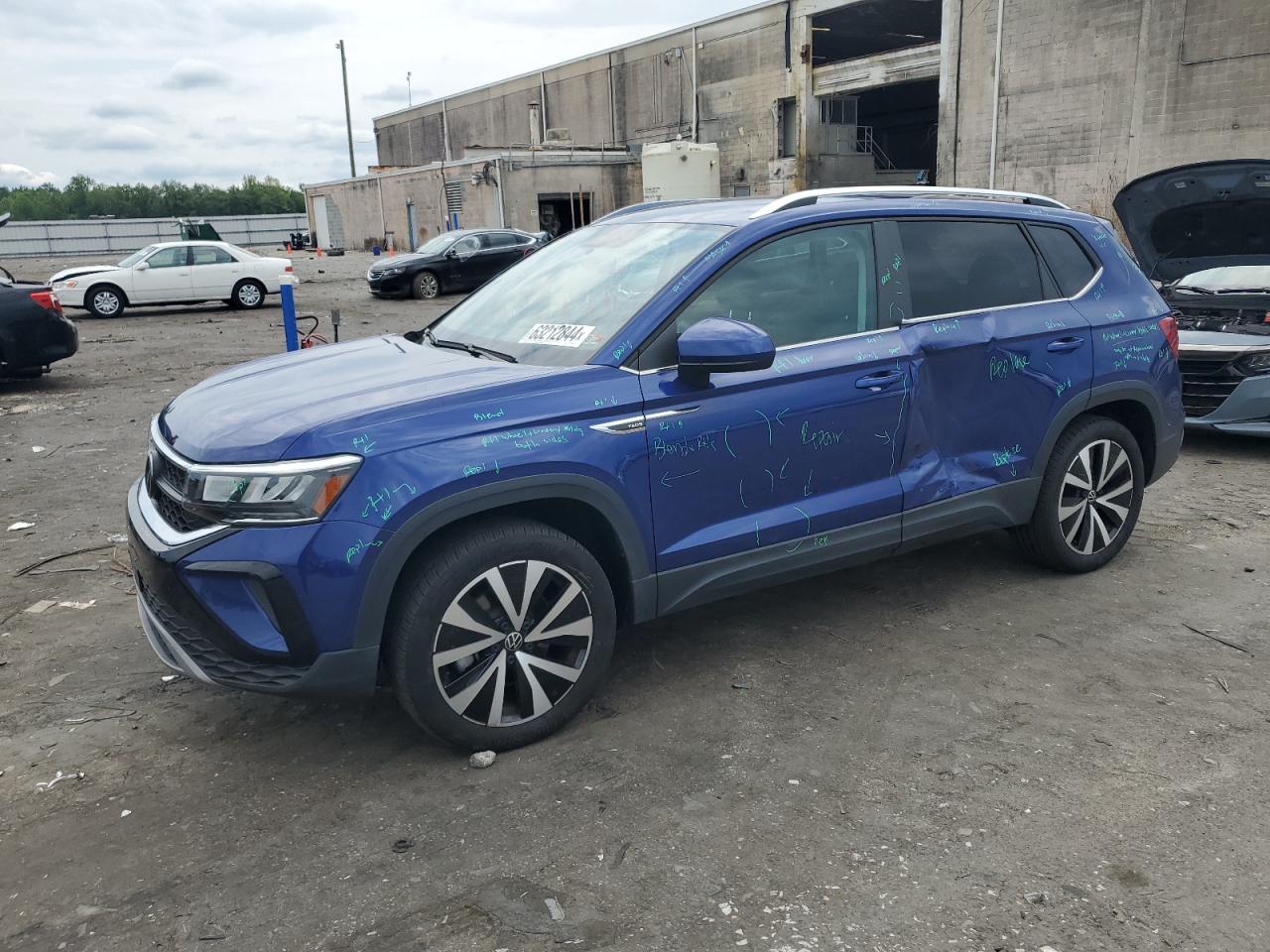 VOLKSWAGEN TAOS SE 2022