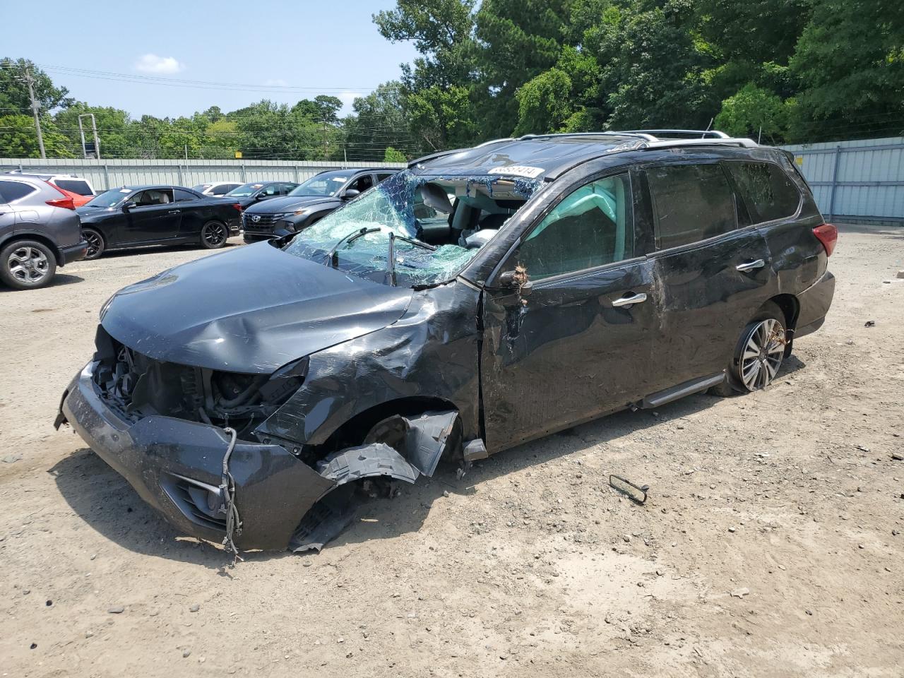 NISSAN PATHFINDER 2017