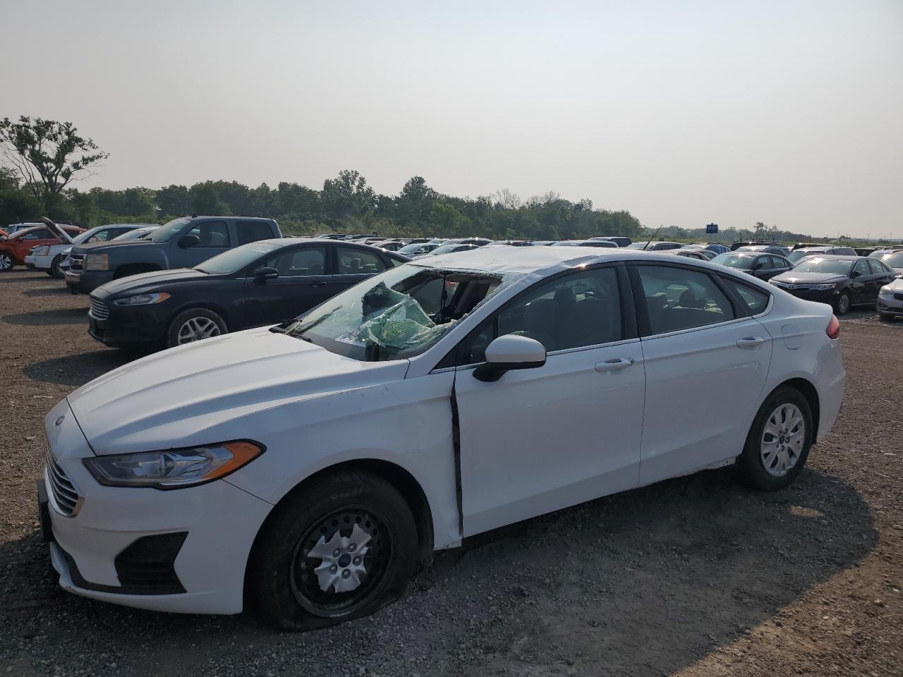 FORD Fusion S 2019