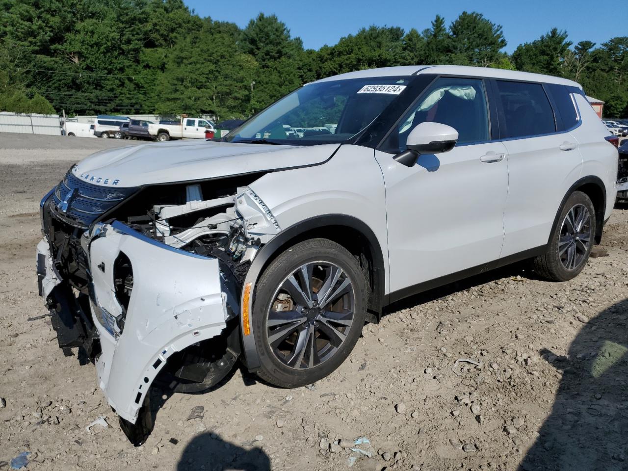 MITSUBISHI OUTLANDER 2023