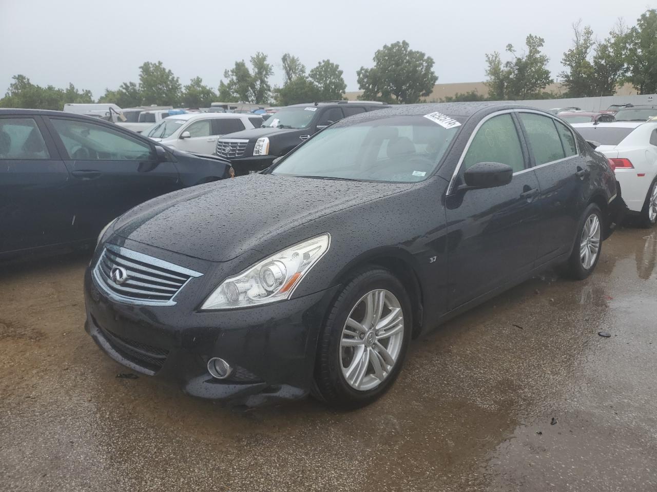INFINITI Q40 2015