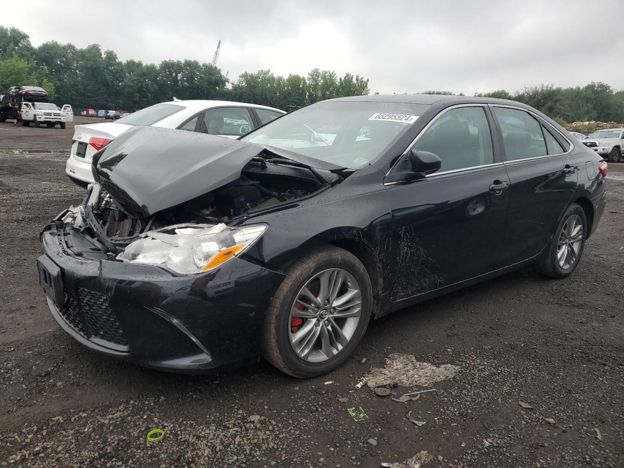 TOYOTA CAMRY LE 2015