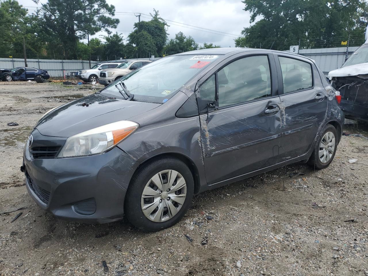 TOYOTA YARIS 2014