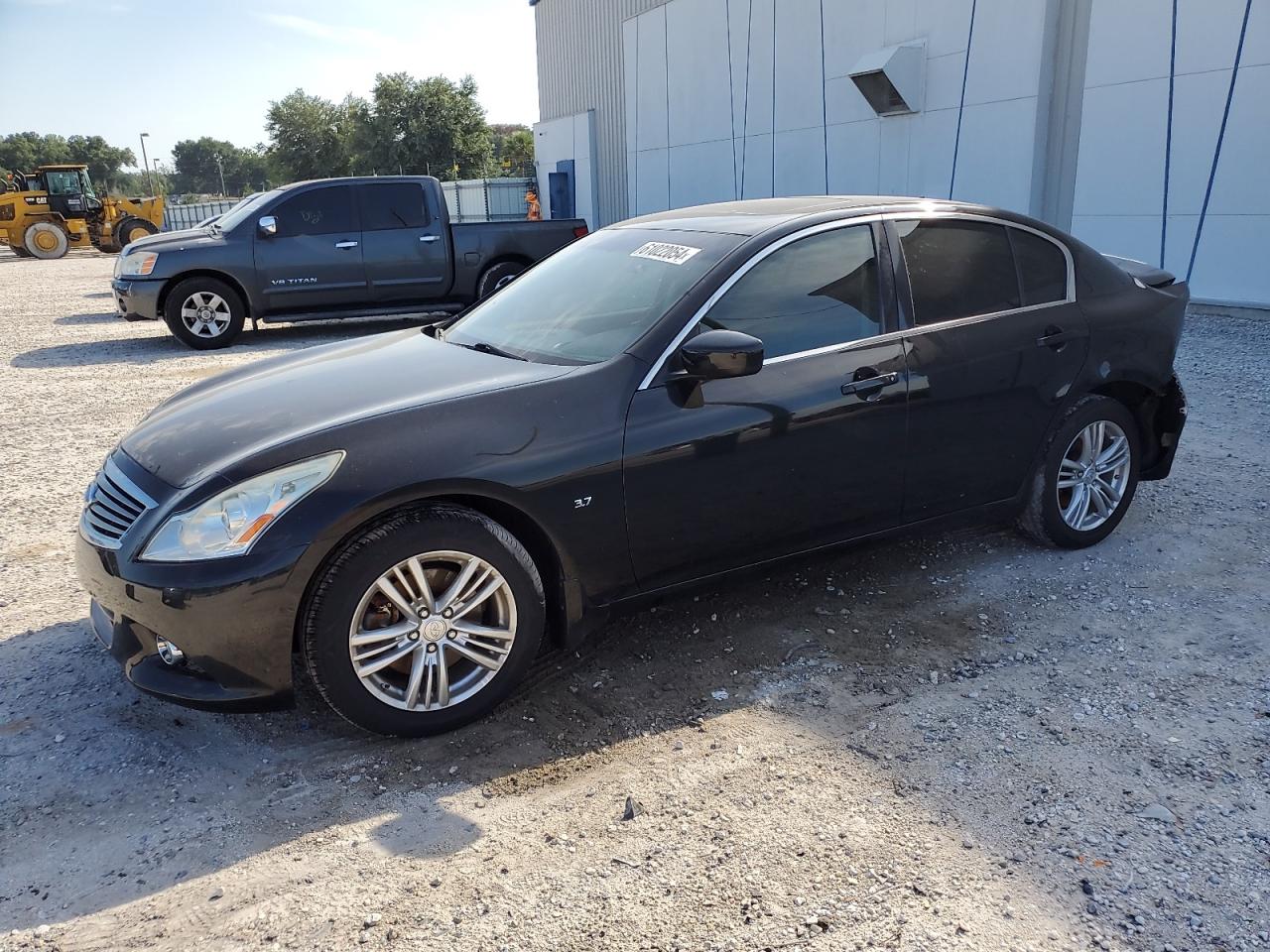INFINITI Q40 2015