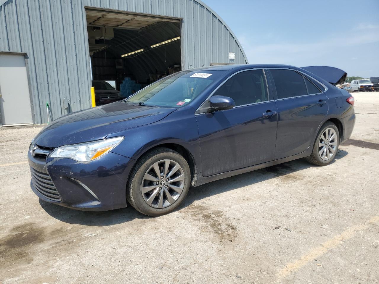 TOYOTA CAMRY LE 2015
