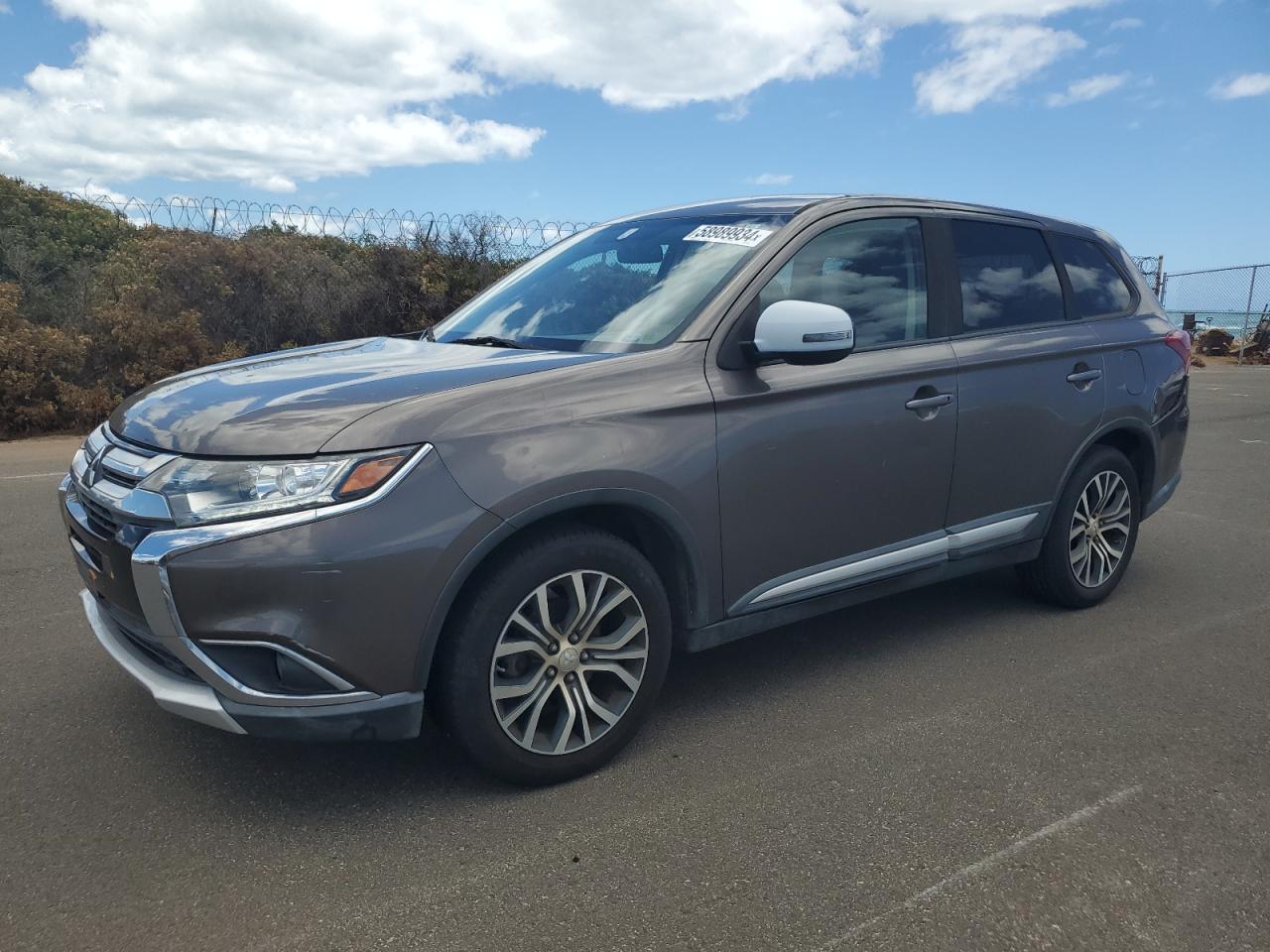 MITSUBISHI OUTLANDER 2017