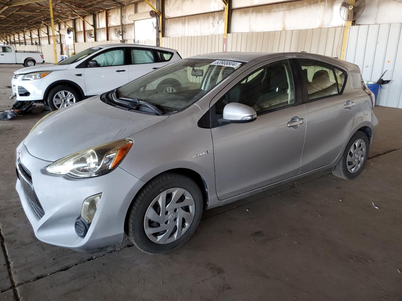 TOYOTA PRIUS C 2015