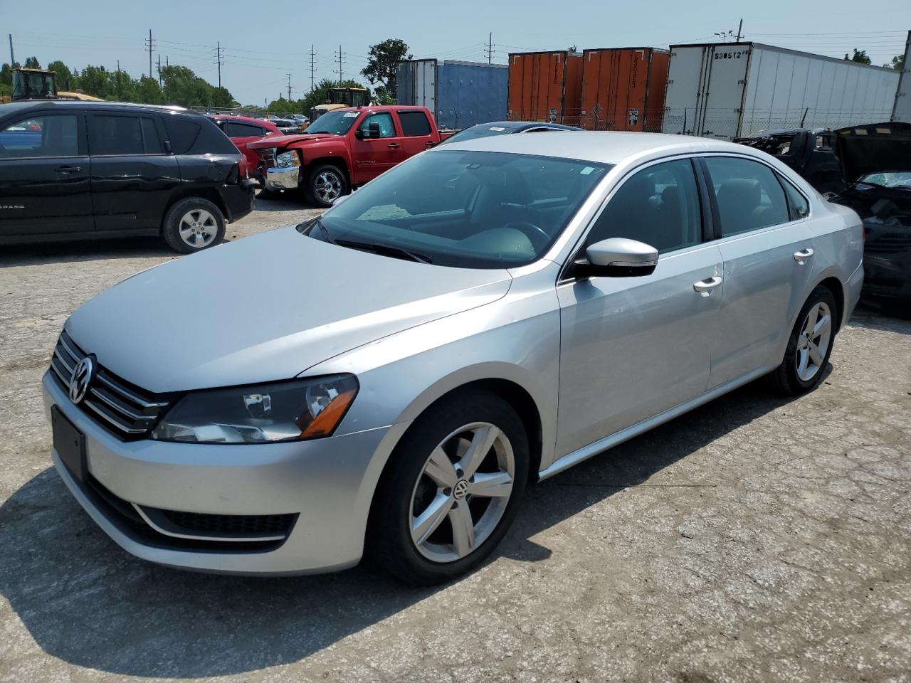 VOLKSWAGEN PASSAT 2013