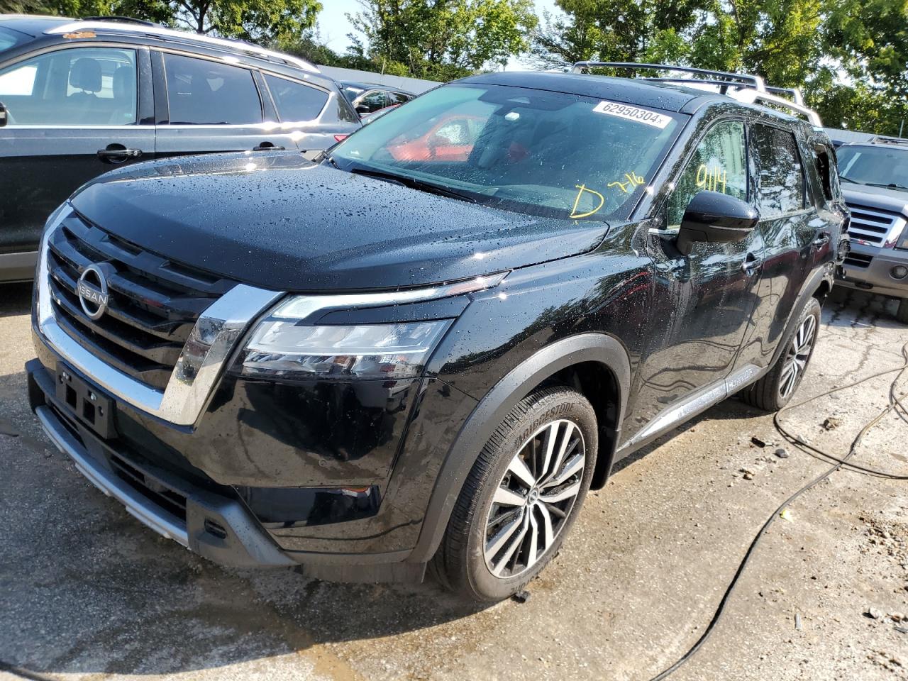 NISSAN PATHFINDER 2024