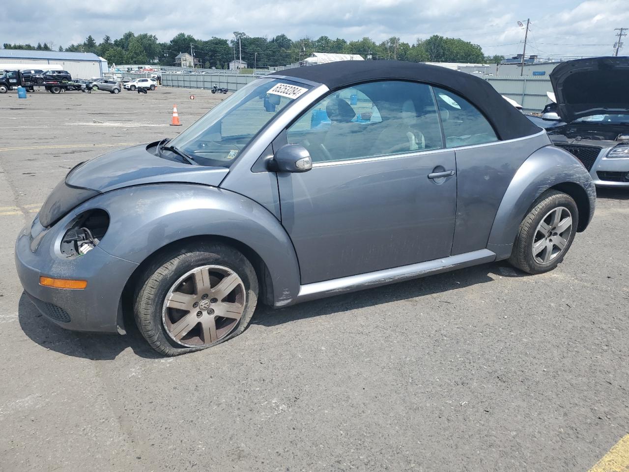 VOLKSWAGEN NEW BEETLE 2006