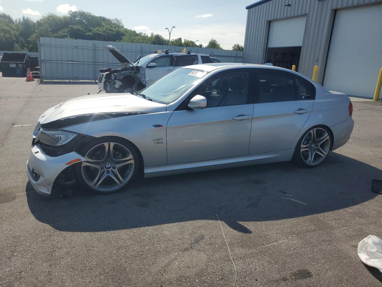 BMW 328 XI SUL 2010