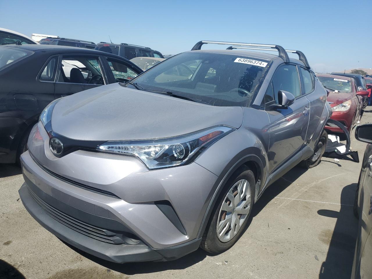 TOYOTA C-HR XLE 2019