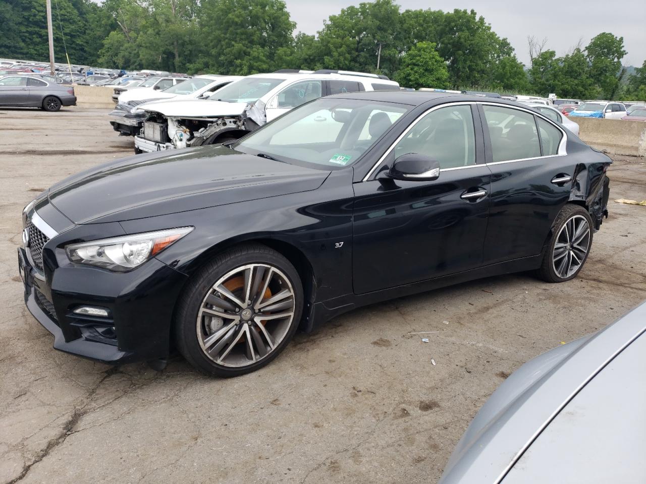 INFINITI Q50 BASE 2015
