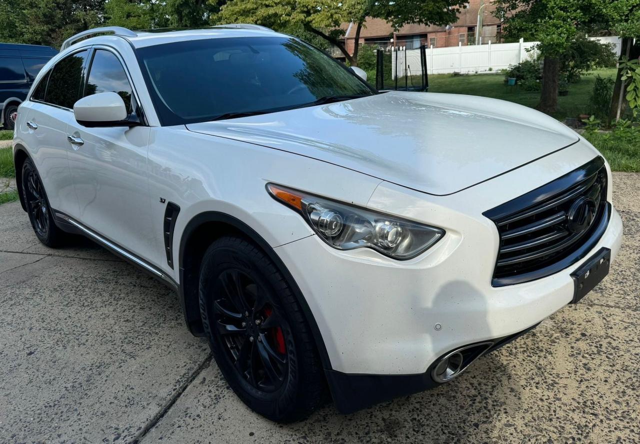 INFINITI FX35 2012