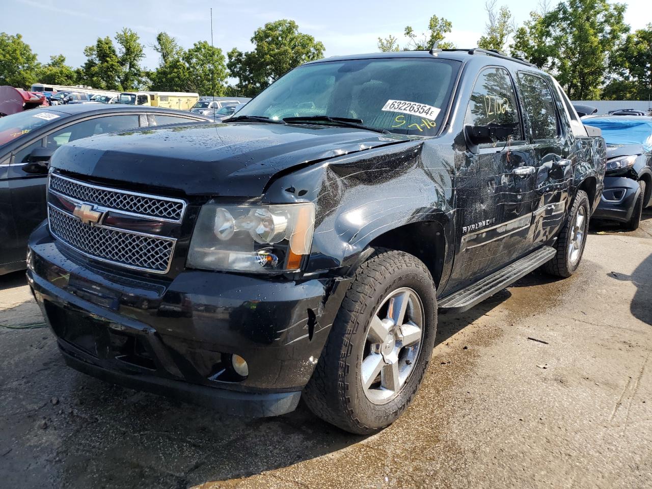 CHEVROLET AVALANCHE 2011