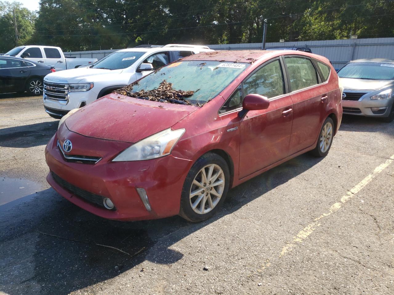 TOYOTA PRIUS V 2013