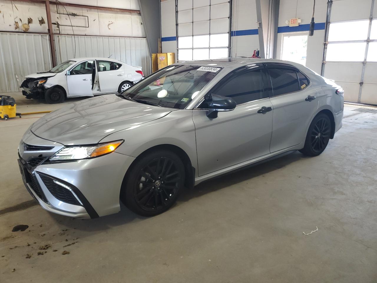 TOYOTA CAMRY 2023