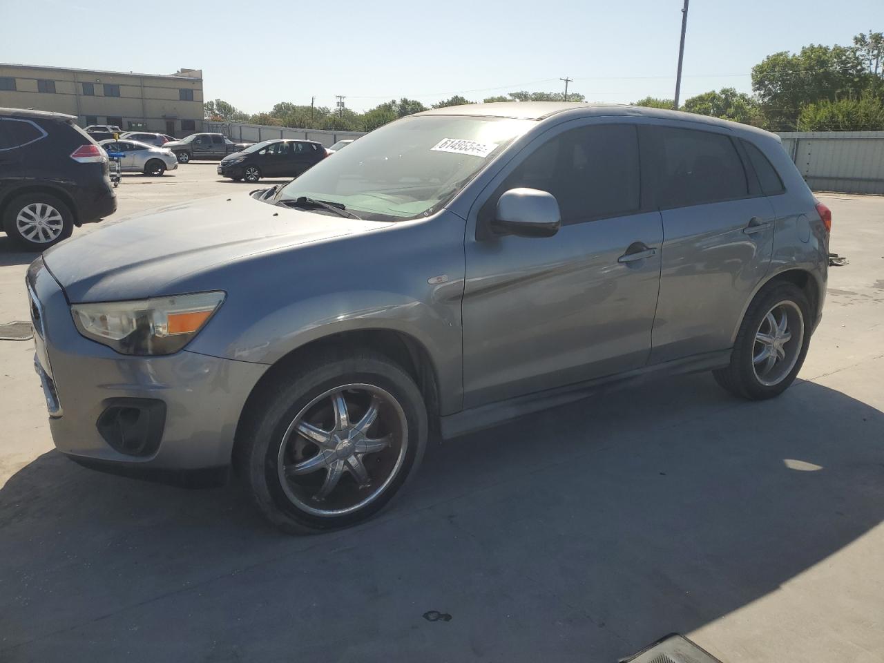 MITSUBISHI OUTLANDER 2013