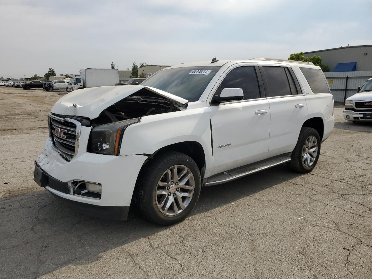 GMC YUKON SLT 2015