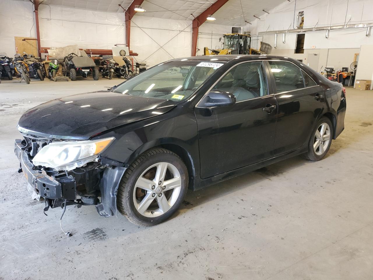TOYOTA CAMRY L 2014
