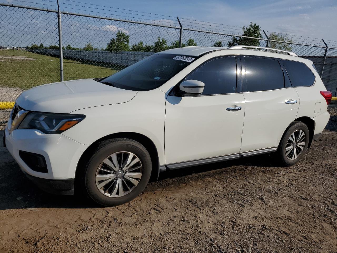 NISSAN PATHFINDER 2017