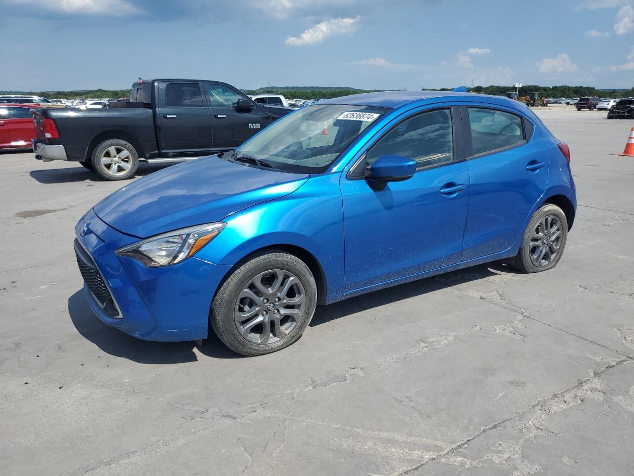 TOYOTA YARIS LE 2020