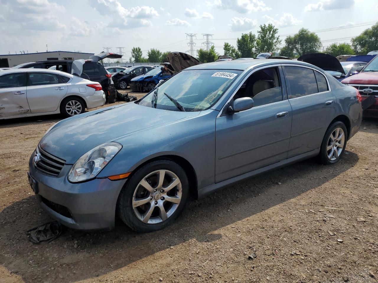 INFINITI G35 2005