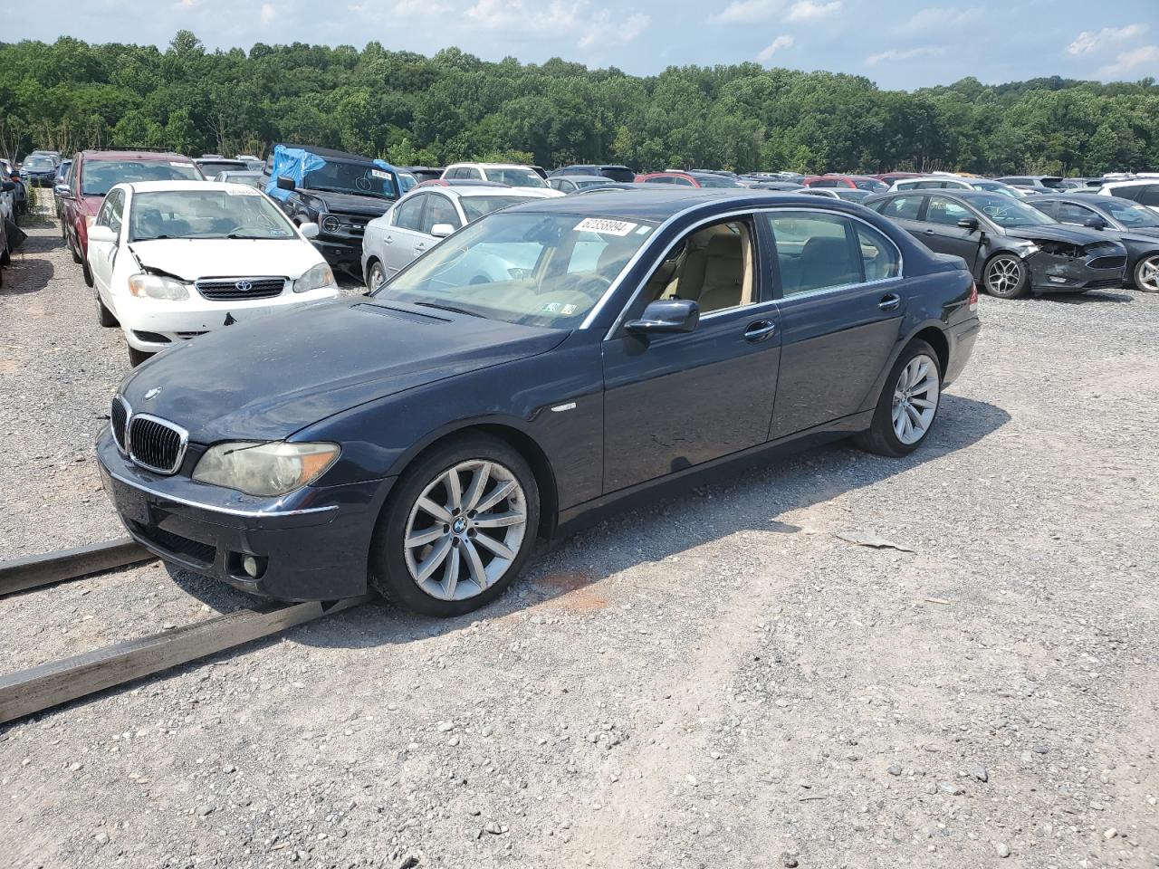 BMW 750 2007