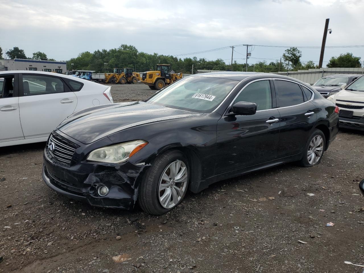 INFINITI M37 X 2011