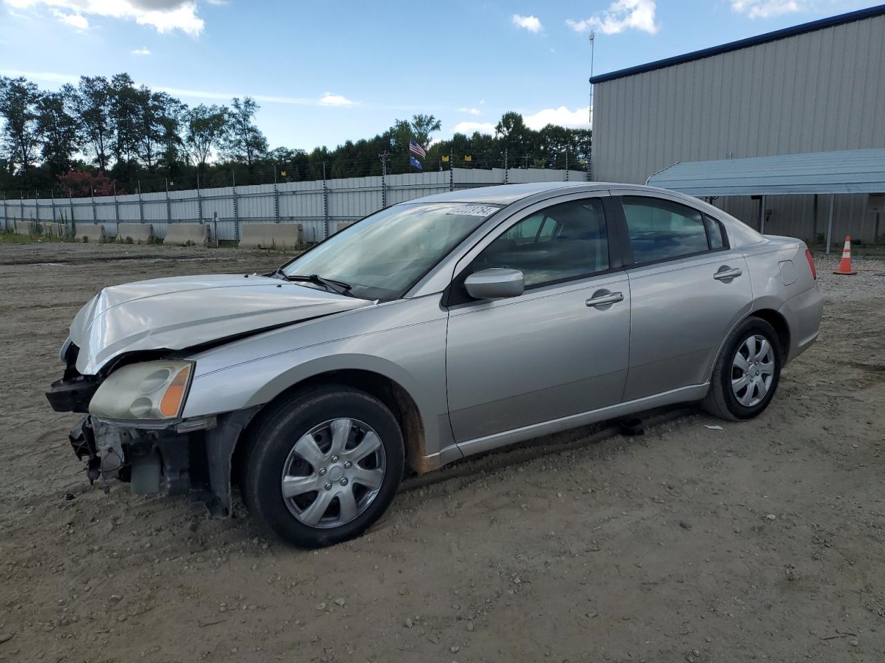 MITSUBISHI GALANT ES 2009