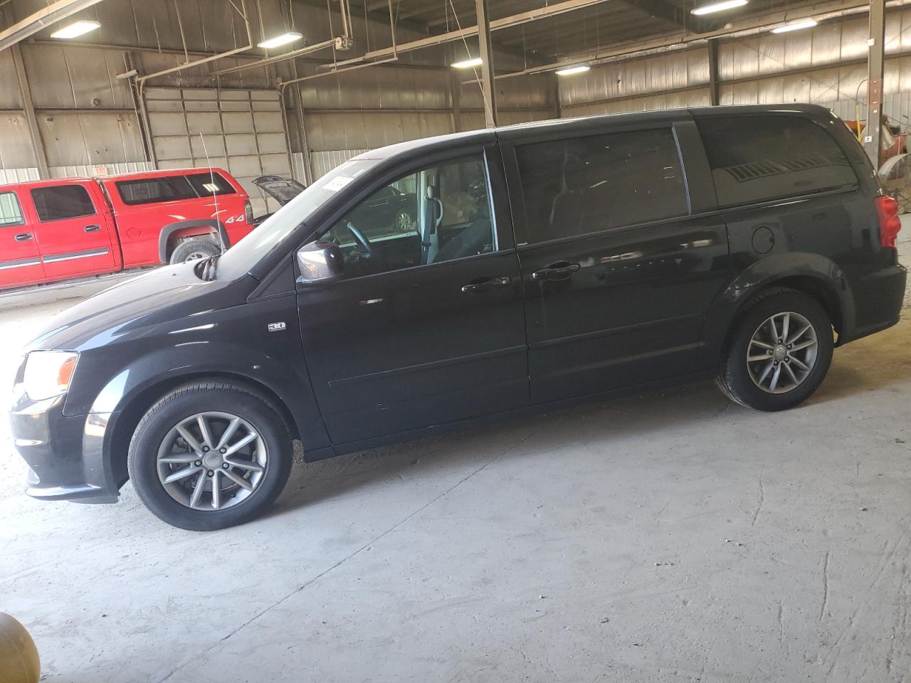 DODGE CARAVAN 2014