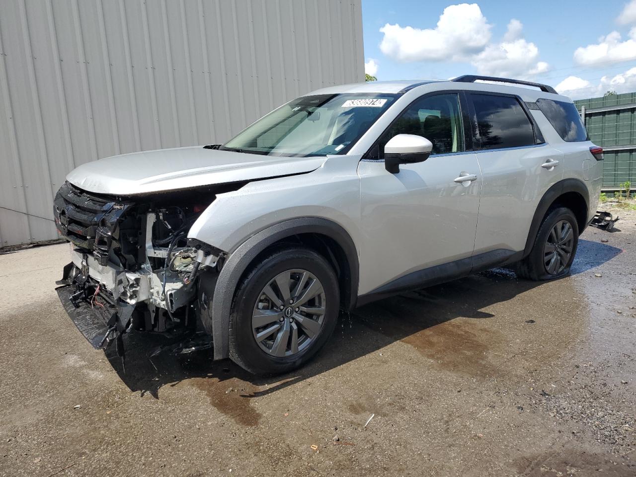 NISSAN PATHFINDER 2024