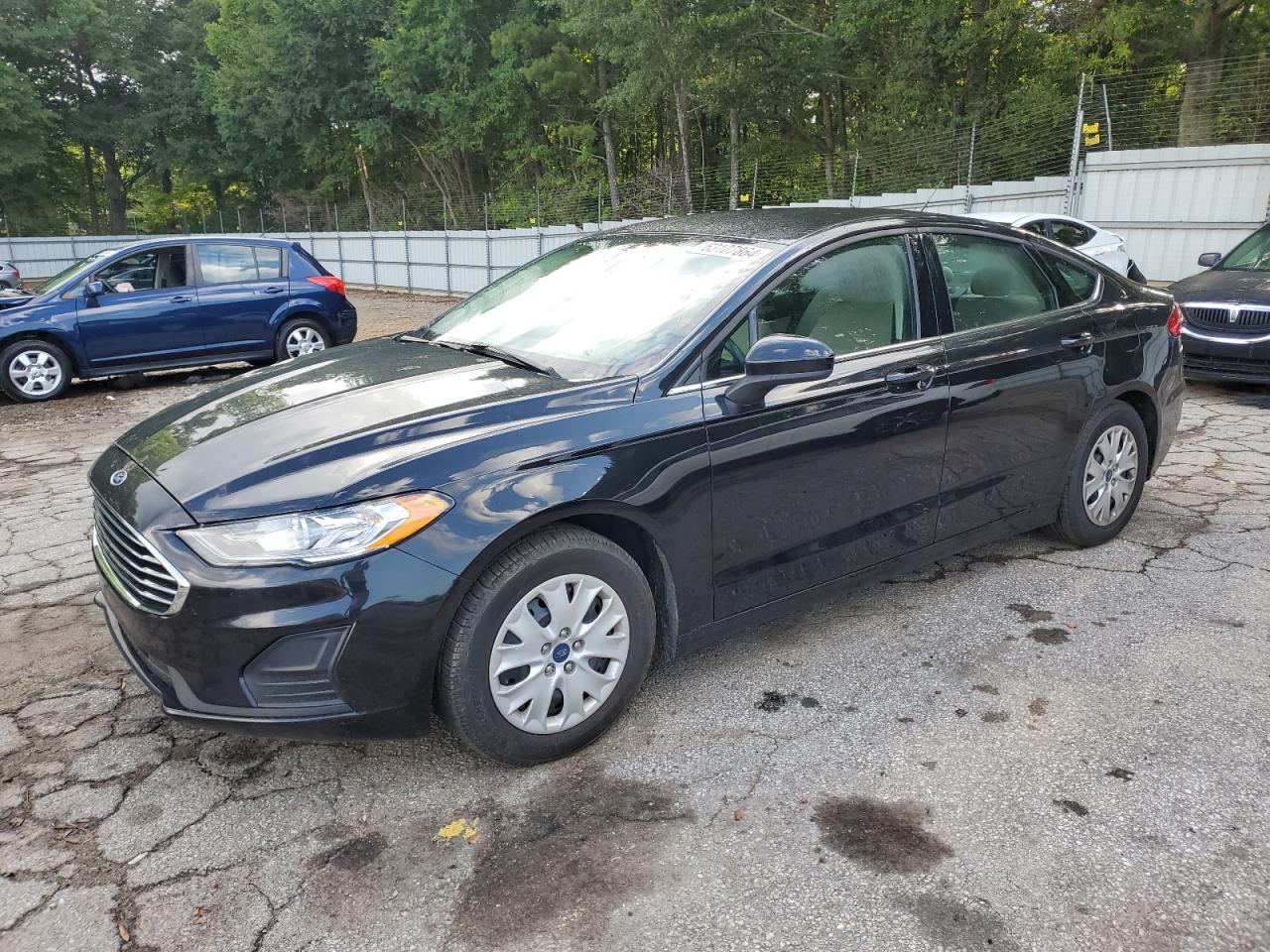 FORD FUSION S 2019