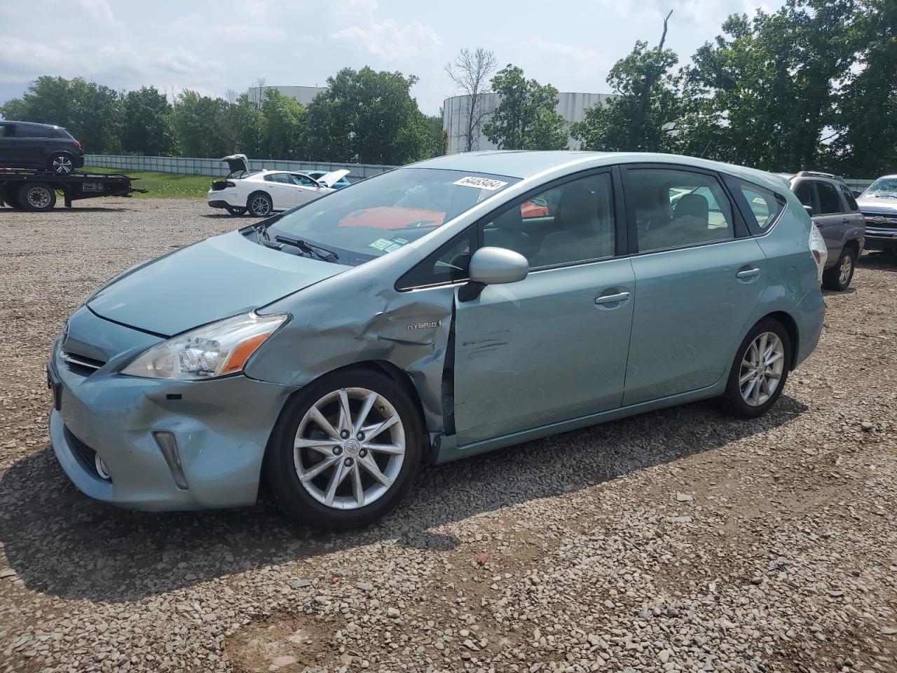 TOYOTA PRIUS V 2014