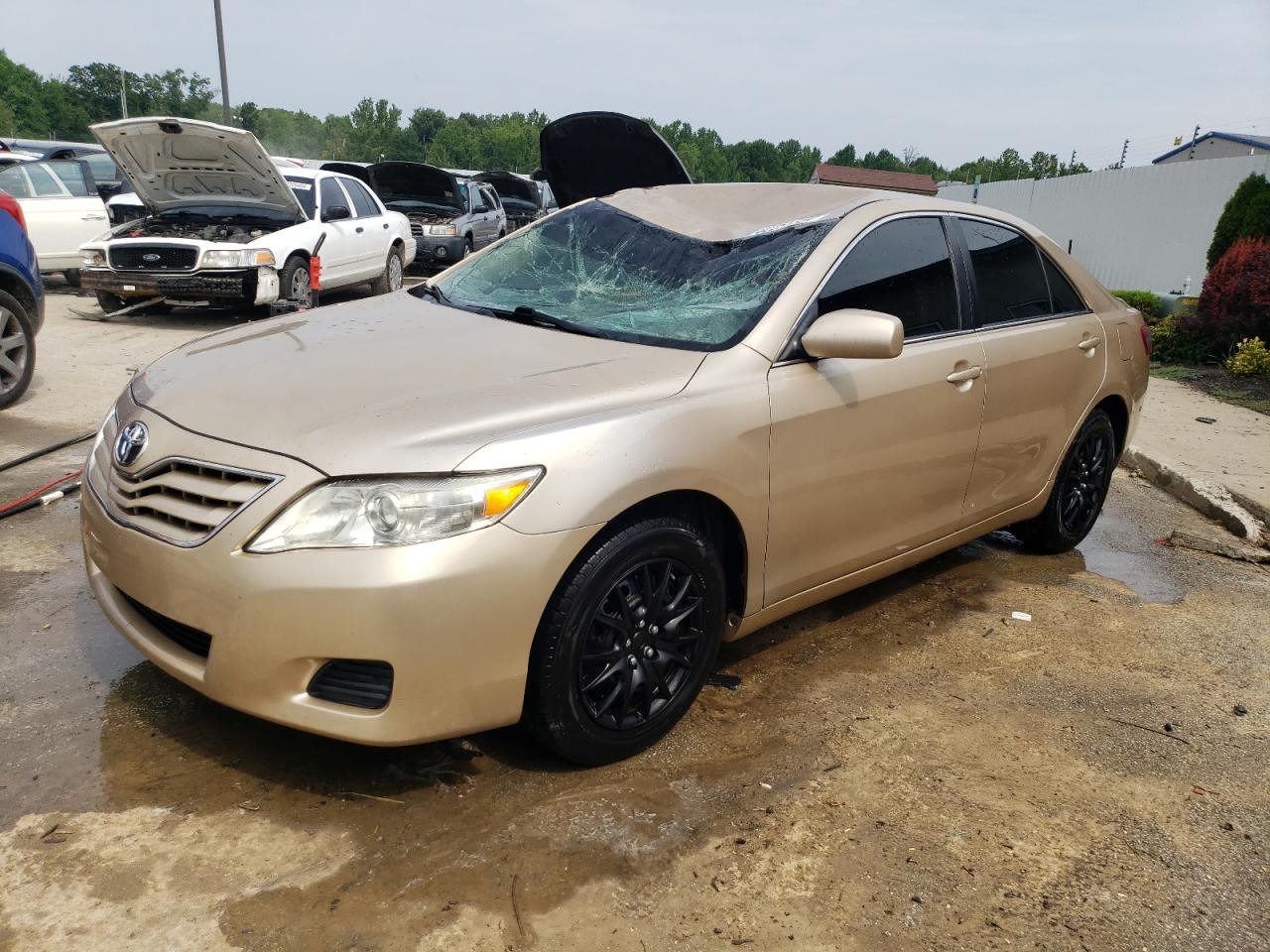 TOYOTA CAMRY 2010