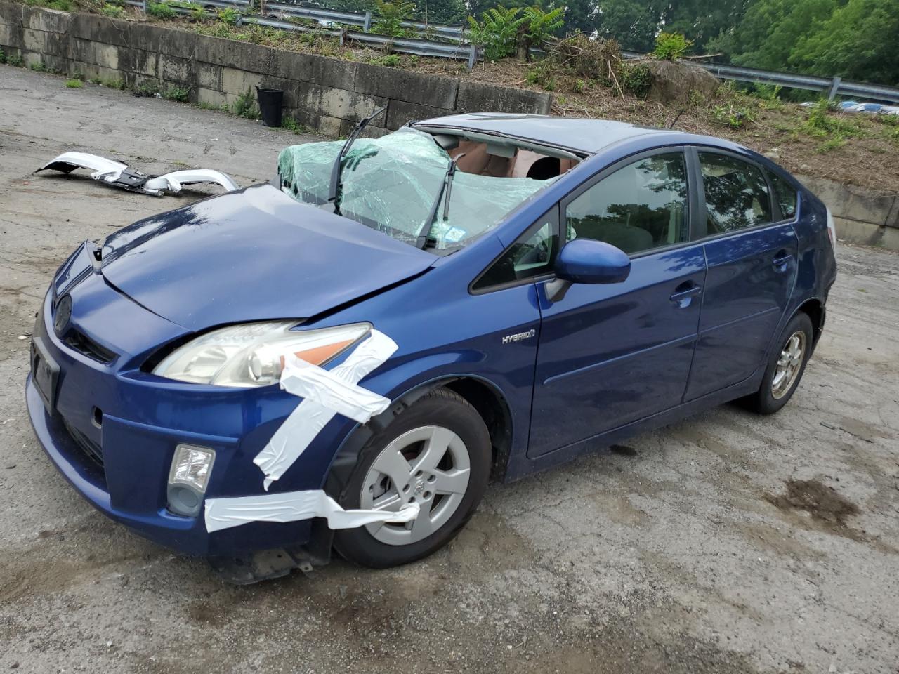 TOYOTA PRIUS 2011