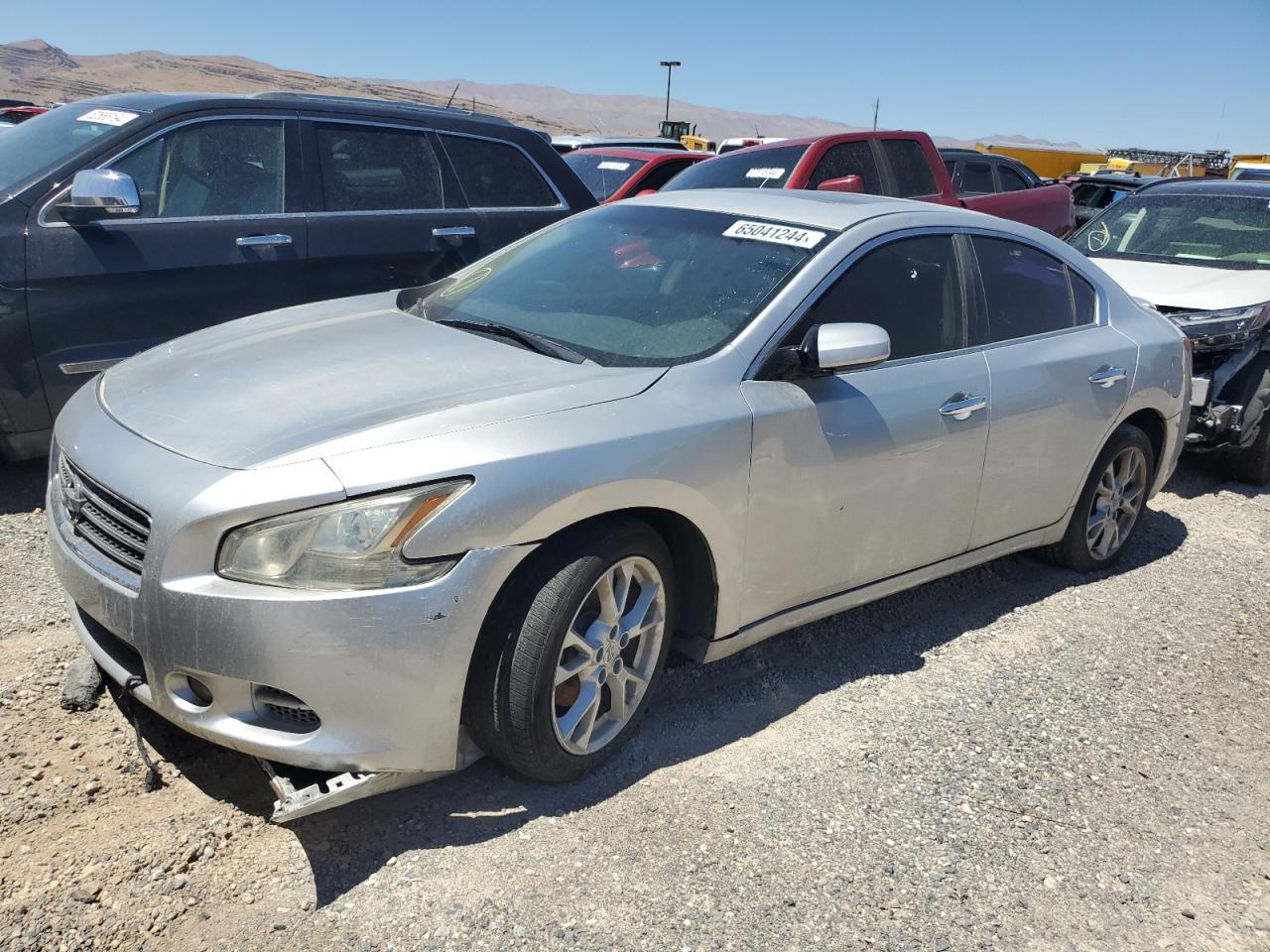 NISSAN Maxima S 2010