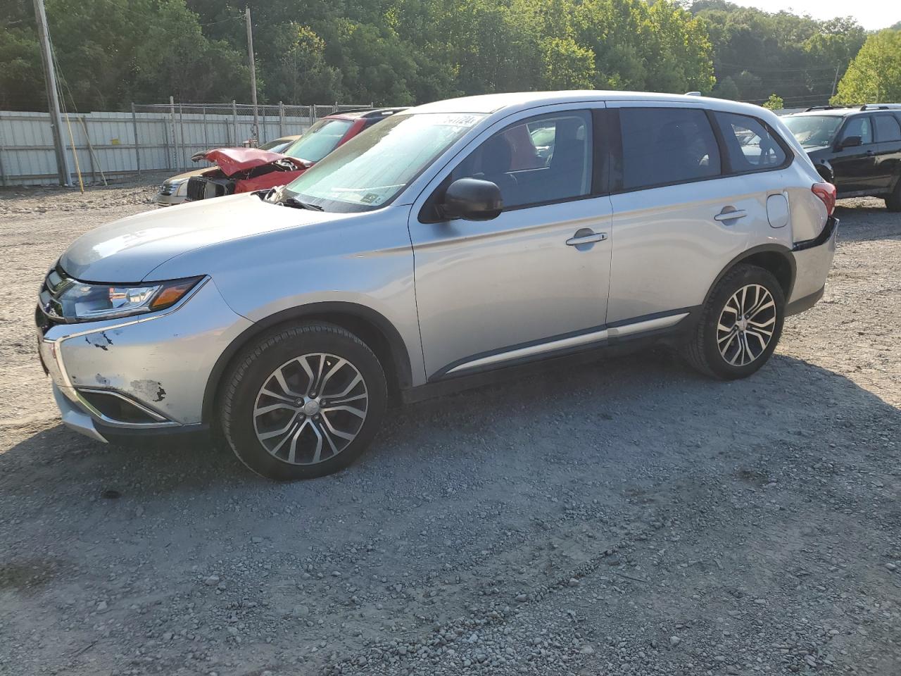 MITSUBISHI OUTLANDER 2017