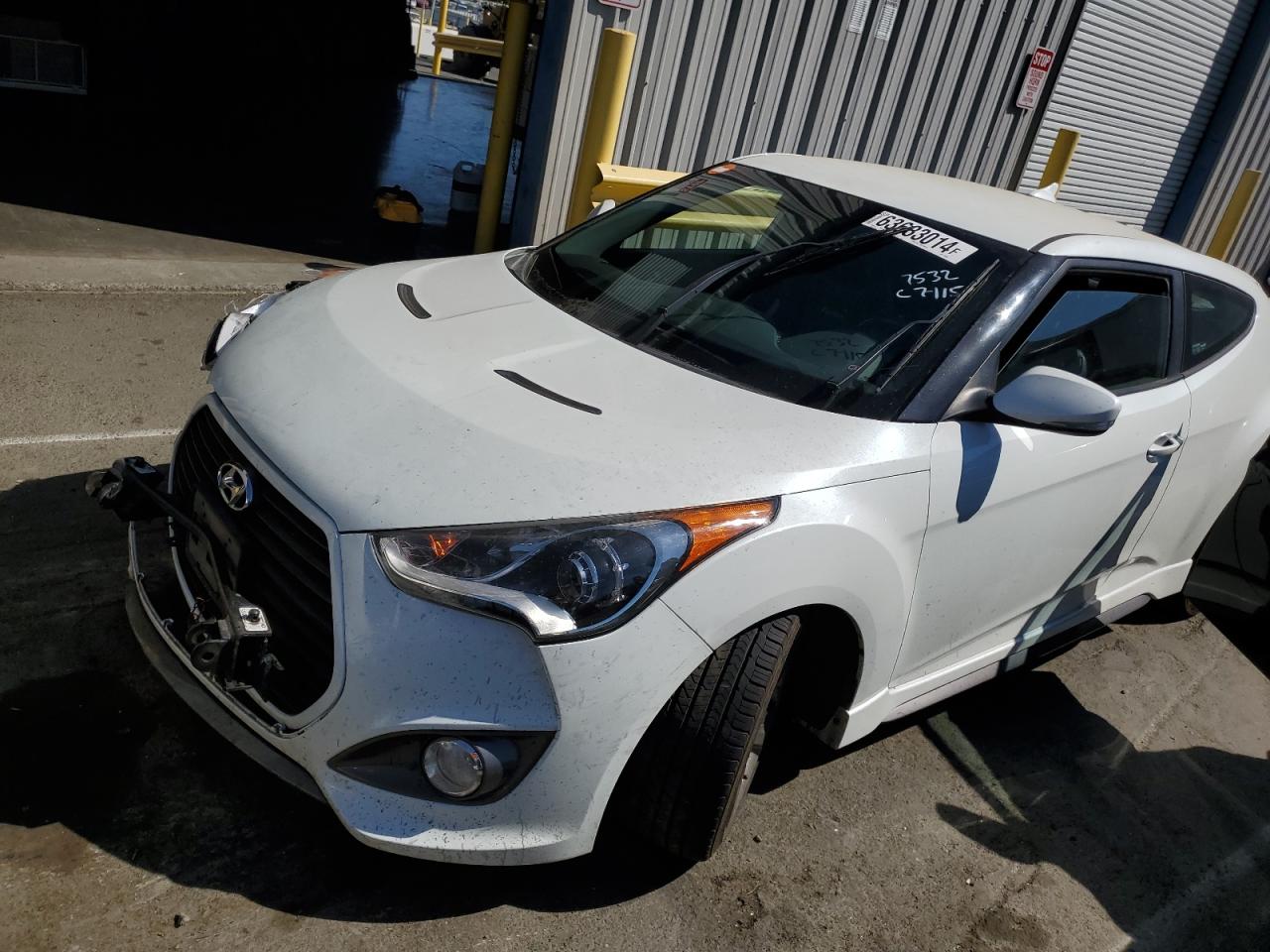 HYUNDAI VELOSTER 2015