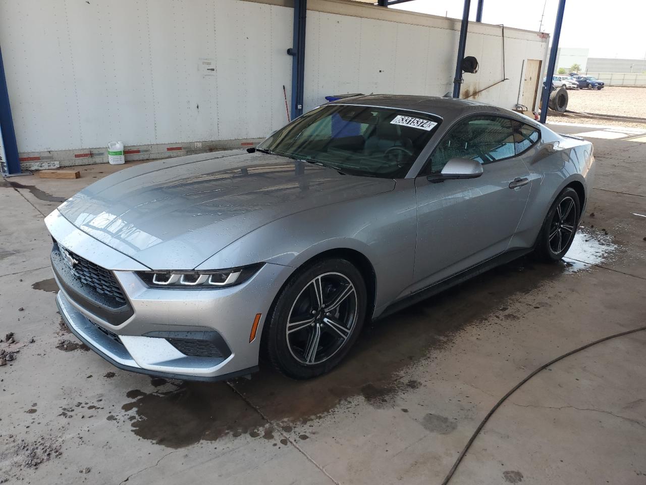 FORD MUSTANG 2024