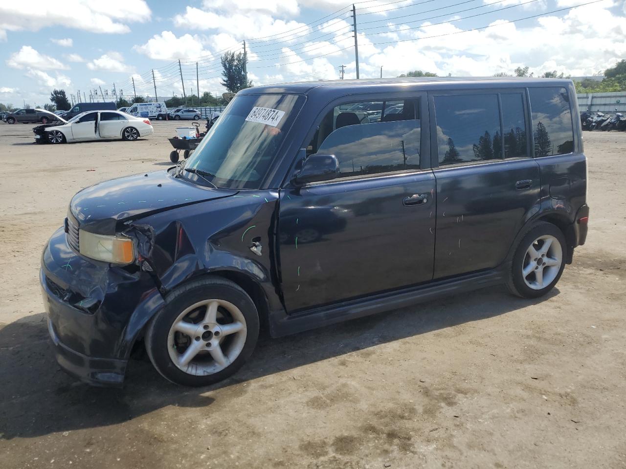 TOYOTA SCION XB 2005