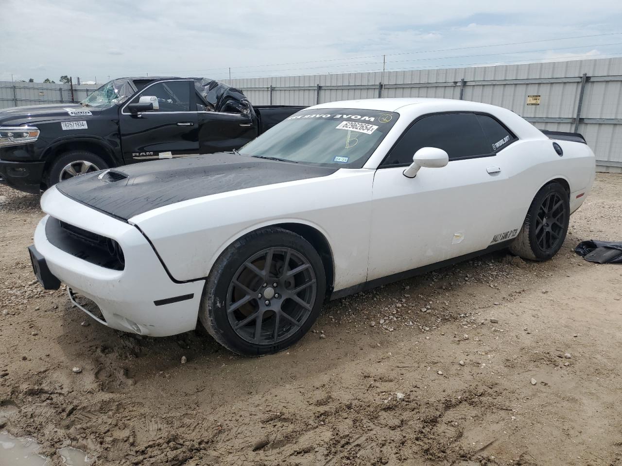 DODGE CHALLENGER 2019