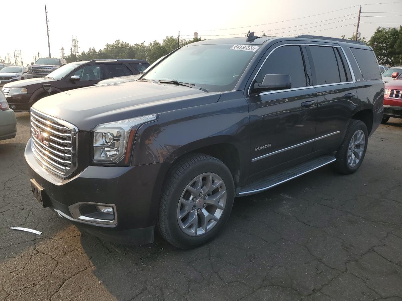 GMC YUKON SLT 2017
