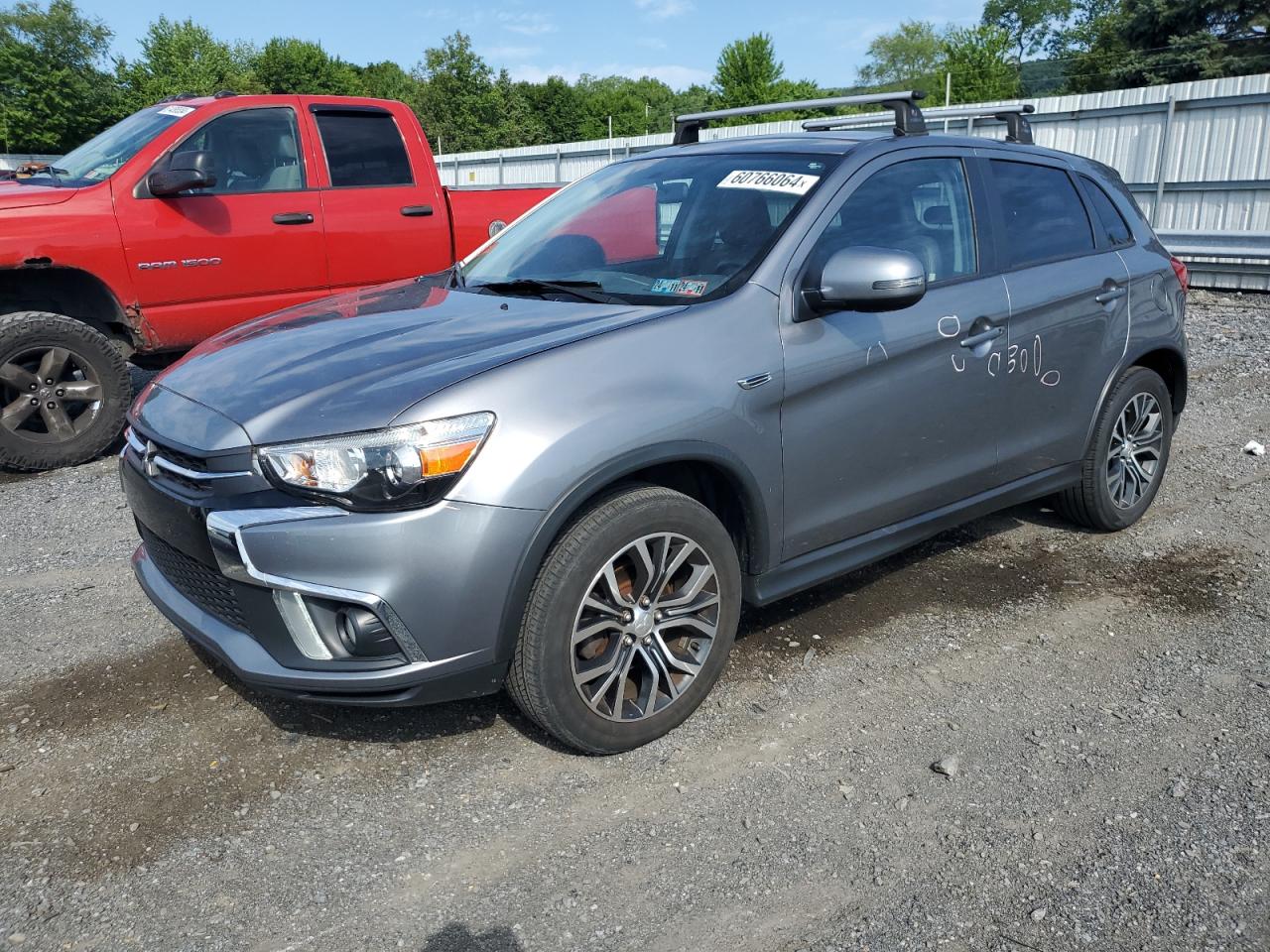 MITSUBISHI OUTLANDER 2018