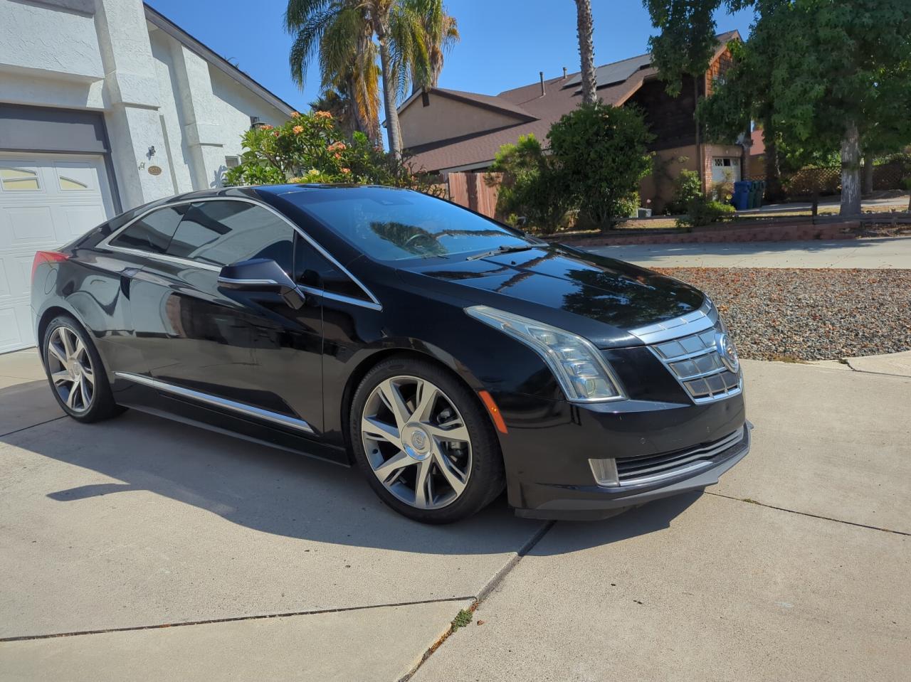 CADILLAC ELR LUXURY 2014