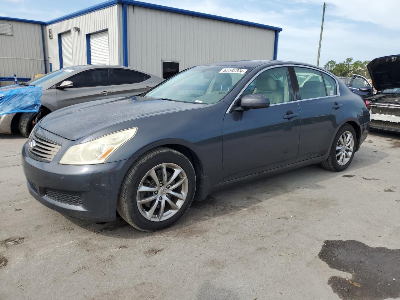 INFINITI G35 2008